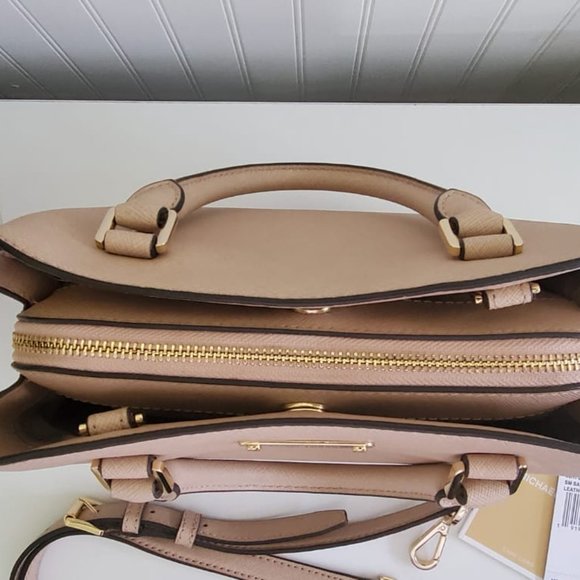 MICHAEL Michael Kors Savannah Small Peach Saffiano Leather  Michael Kors Savannah SM Satchel - Blush